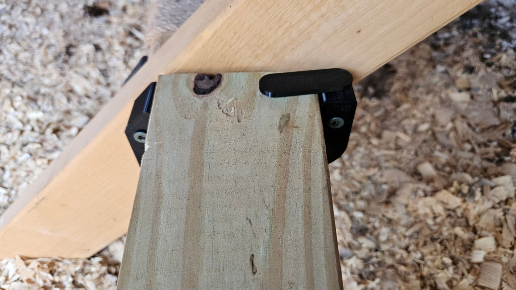 Heavy Duty Poultry or Turkey Roost Bar Mount Bracket (Pair)