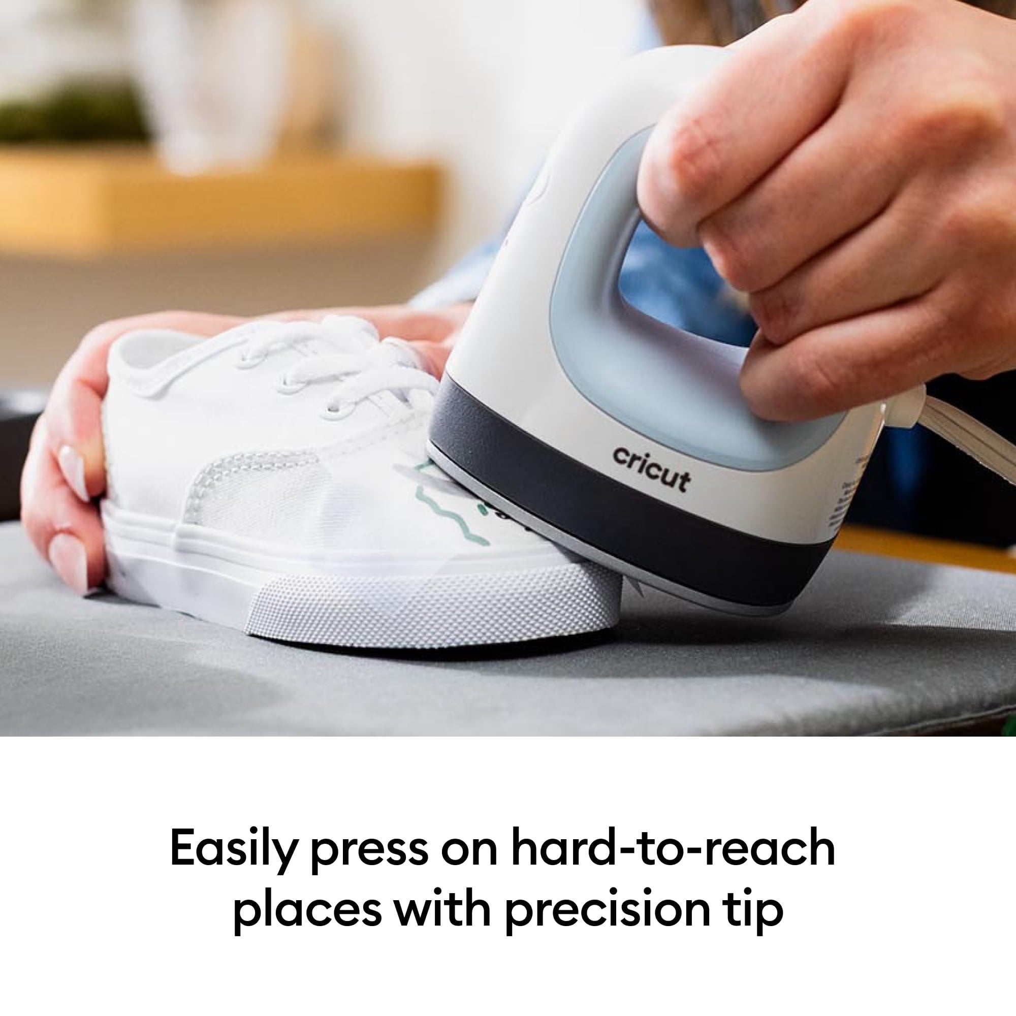 Cricut EasyPress Mini™, Zen Blue - Compact Handheld Heat Press Machi