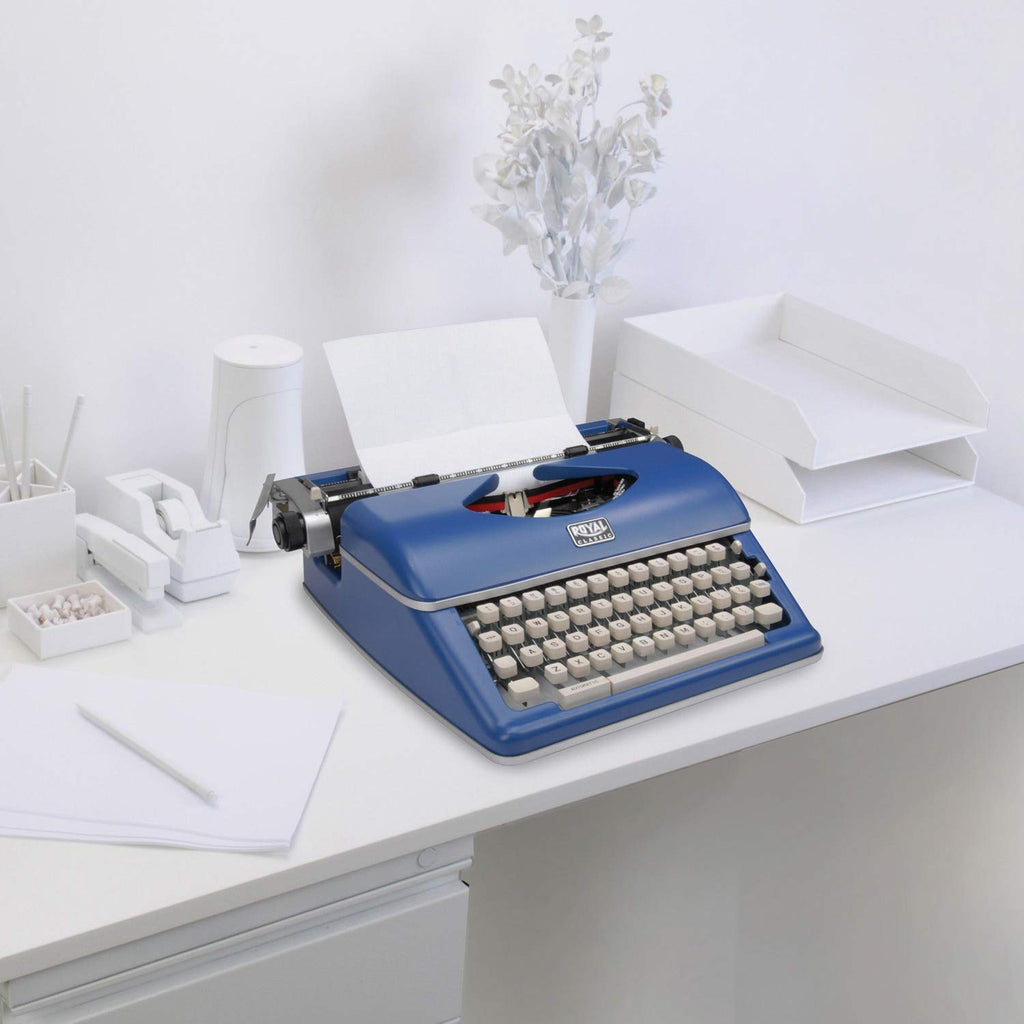 Royal 79101T Classic Manual Typewriter (Mint Green)