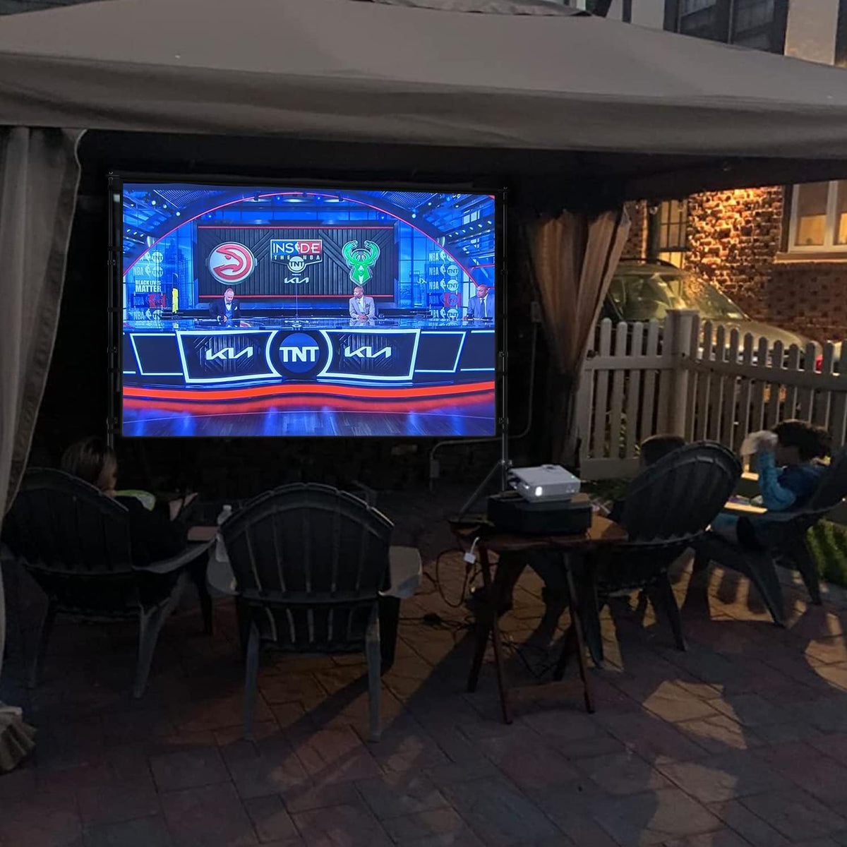100 Inch Outdoor Projector Screen with One-Piece Telescopic Stand, Wrinkle-Resistant 4K HD Movie Screen for Backyard, Camping and Indoor Home Theater (Fits Long Throw Projectors)