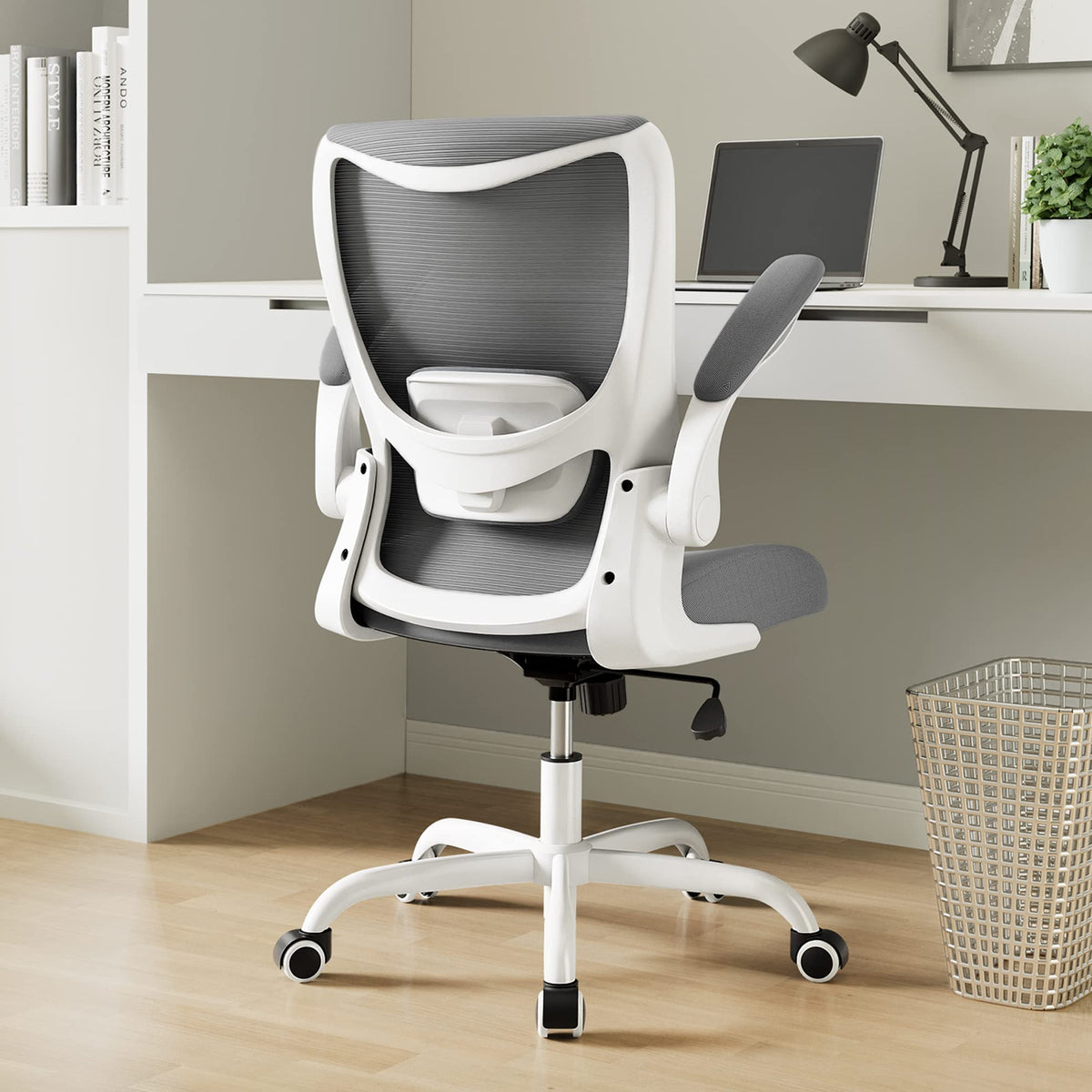 MUXX.STIL Mesh Study Chair with Adjustable Lumbar Support and Flip-Up Arms