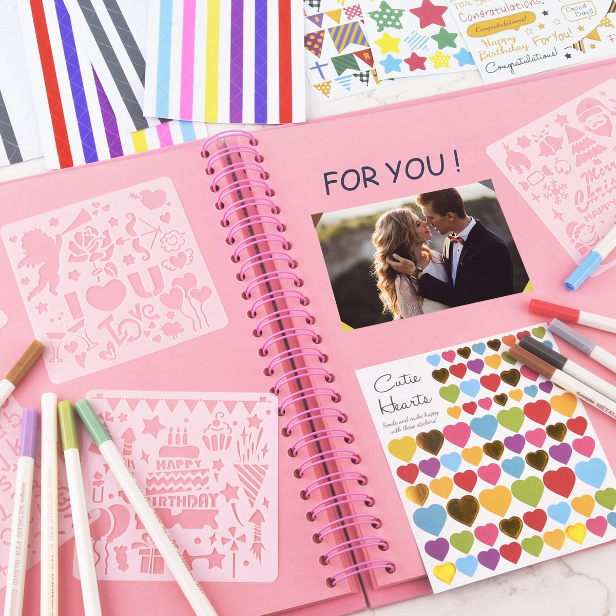 Gotideal 80 Pages Scrapbook Album with 10 Metallic Markers, Black