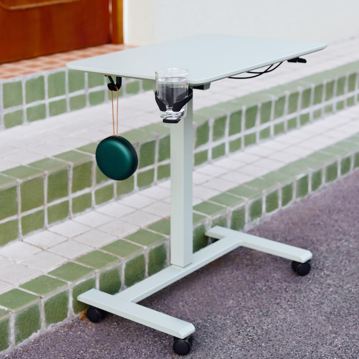 TopJob ANYDESK FOLD Mobile Standing Desk, Portable with Lockable Wheels, Foldable Stand Desk, Rolling Computer Workstations, Used for Home, Couch Side Table, Bedside Table in Bed Room Kitchen (Sand)