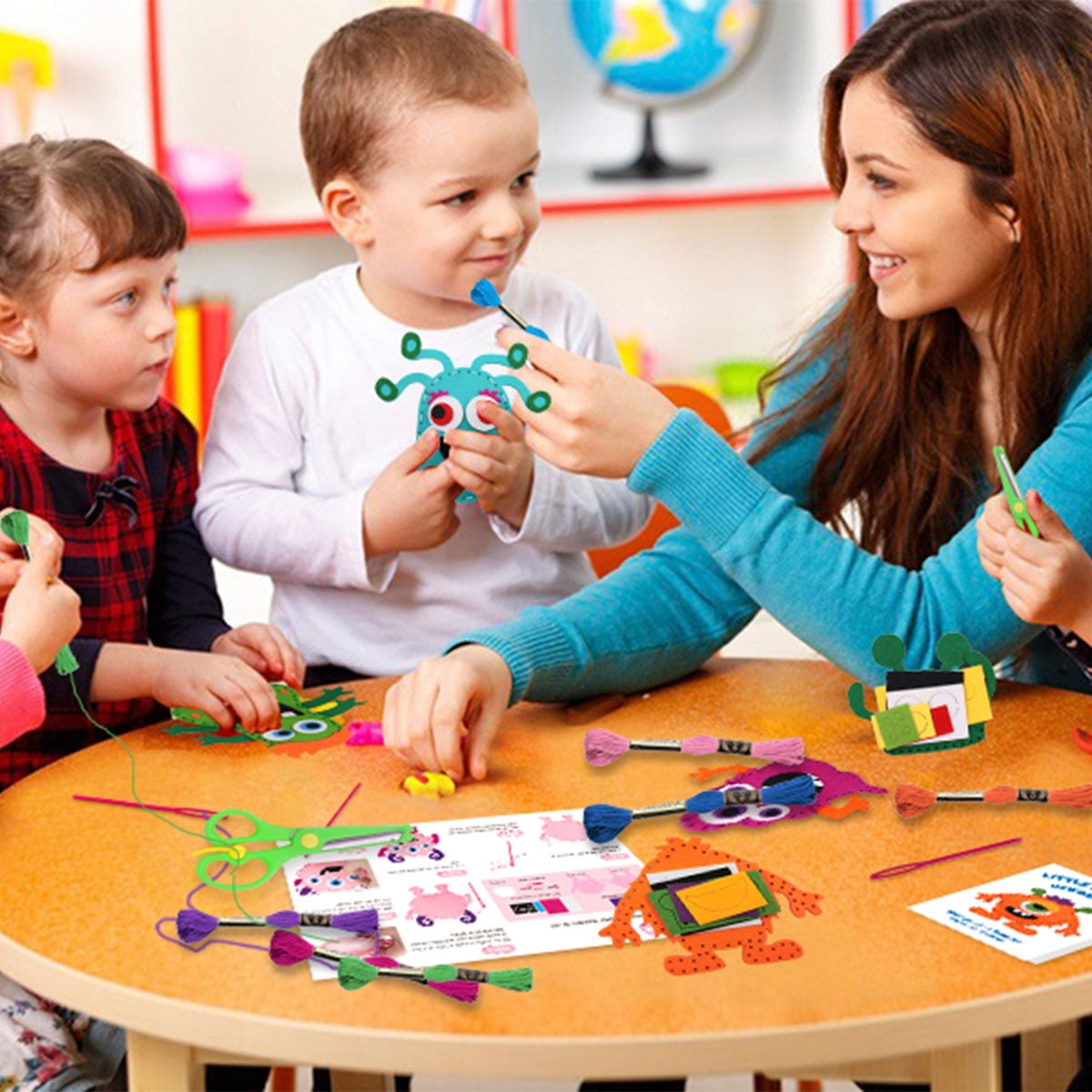 Austok Felt Craft Kit, DIY Sewing Felt Plush Animals for Kids Beginner