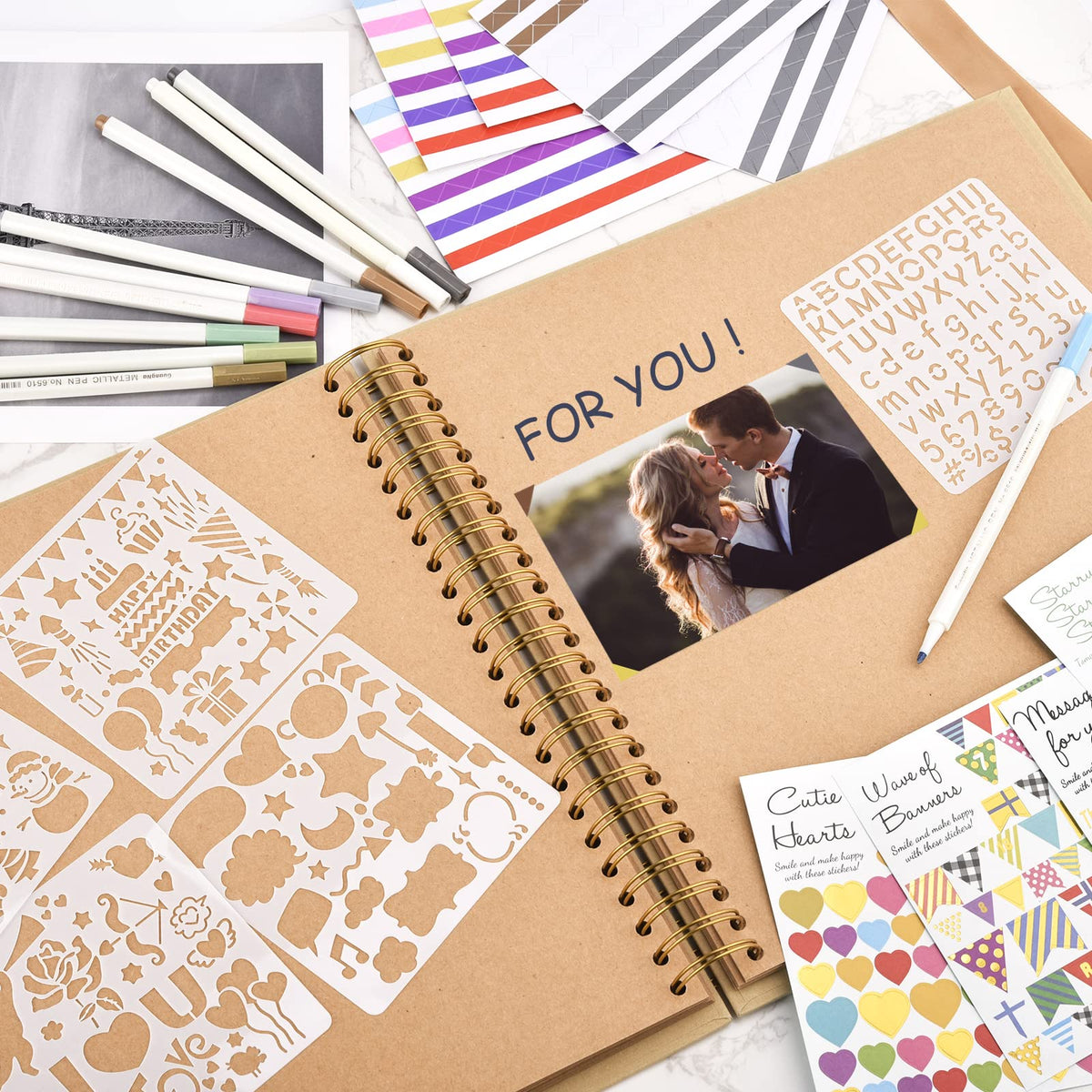 Gotideal 80 Pages Scrapbook Album with 10 Metallic Markers, Black