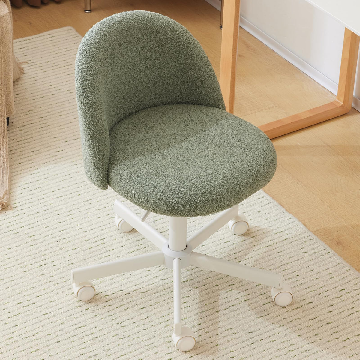 VINGLI Candy Teddy Fleece Armless Study Chair