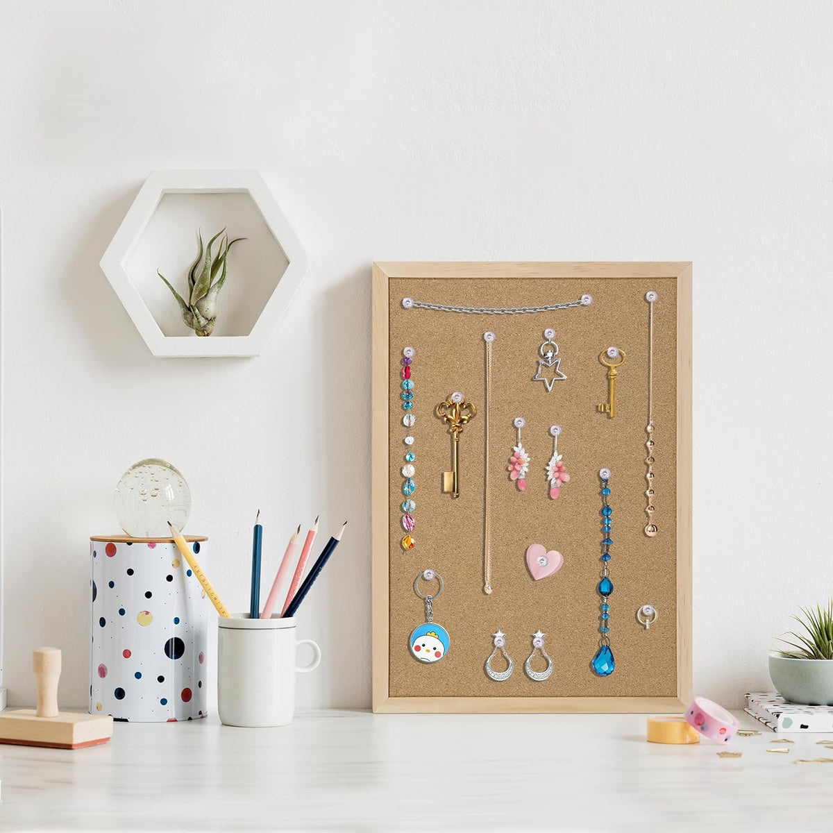DAHAPYBOO Framed Cork Bulletin Board