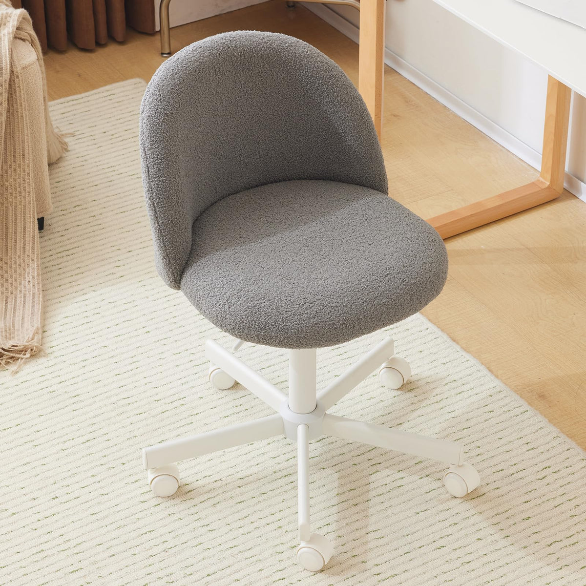 VINGLI Candy Teddy Fleece Armless Study Chair
