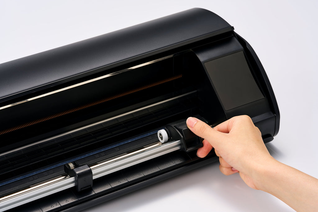 Silhouette CAMEO 5α (Alpha) PLUS 15" Smart Cutting Machine - Matte Bl