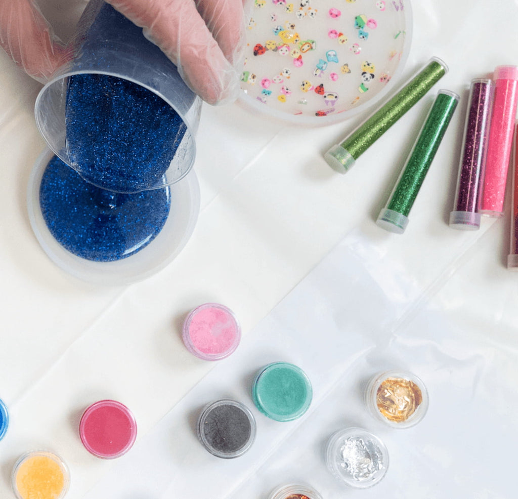 Alumilite Creation Kit 84 Piece Resin Craft Kit for Beginners with Mic