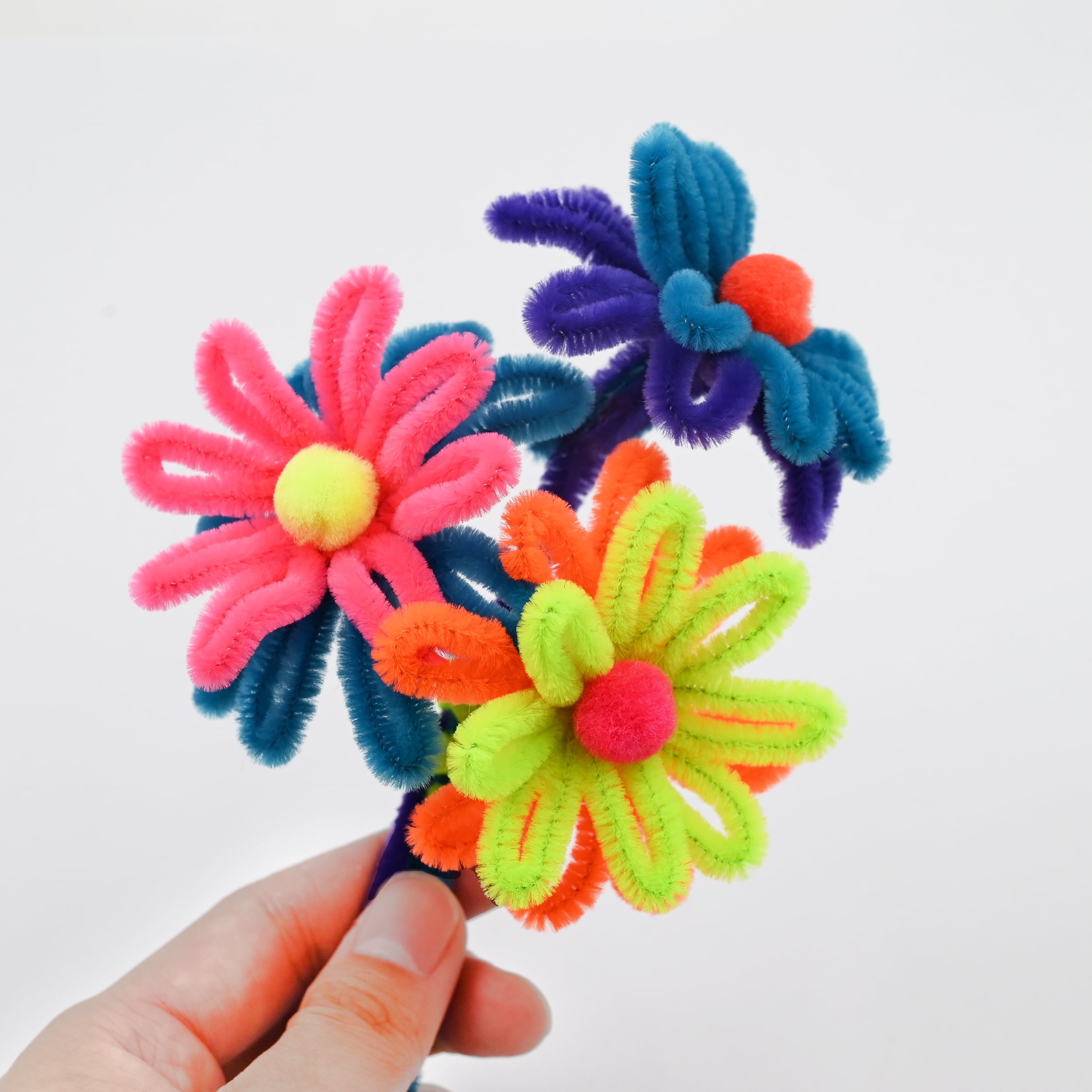 Hello Hobby Fuzzy Craft Kit, 300 Count, Neon Multicolor Chenille Stems