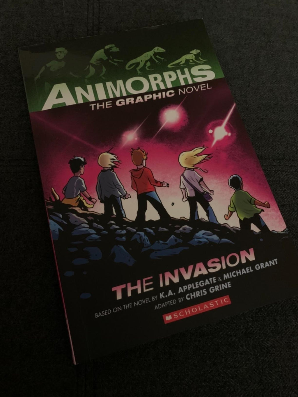 Invasion: a Graphic Novel (Animorphs #1)