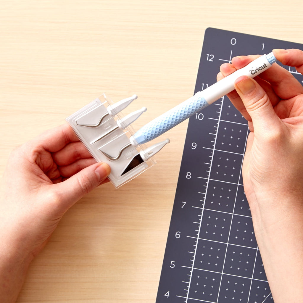 Cricut Essential Tools Bundle